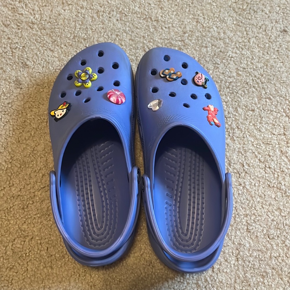 Periwinkle crocs